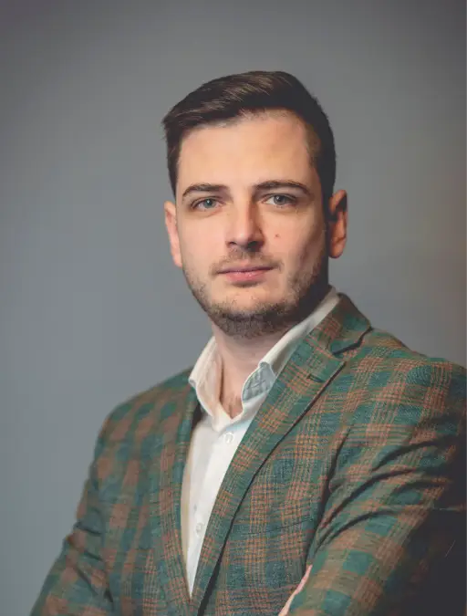 Andrei-Dicher_visuals-Your-Story--1-1